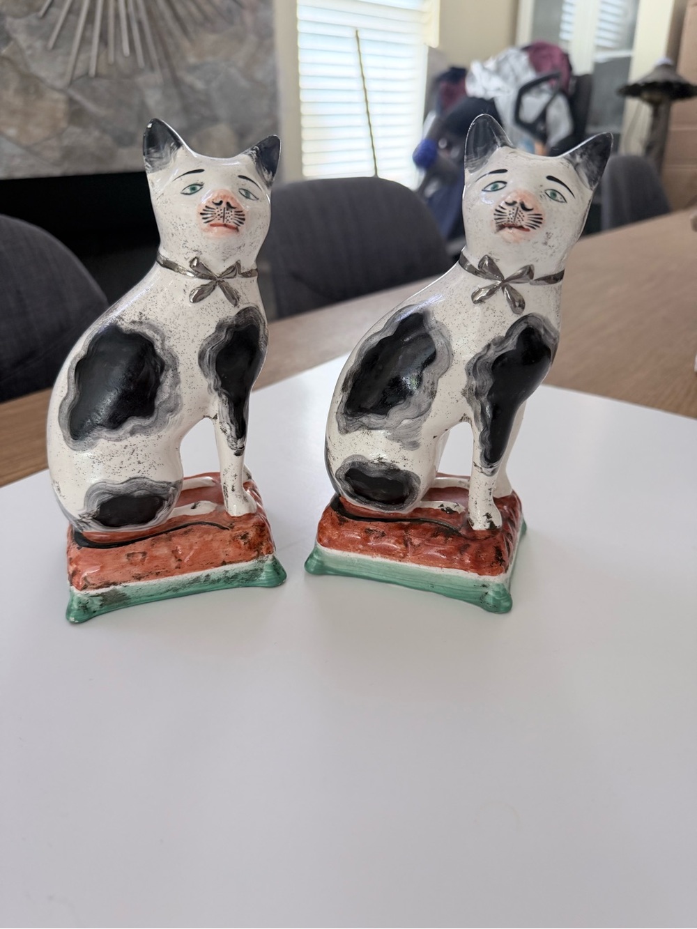Black and White Antique Ceramic Cat Sculpture Pair - Decorative Figurines